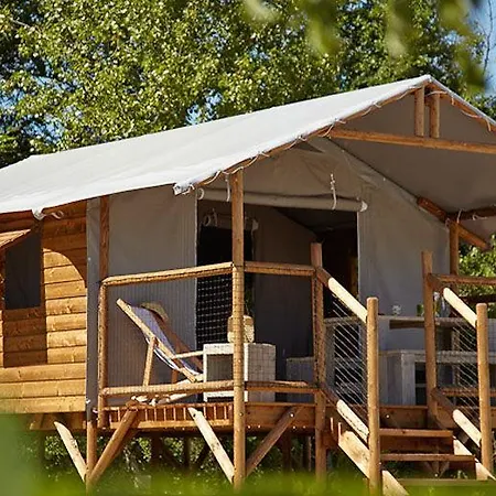 Camping De La Besse