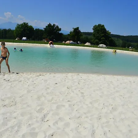 Camping De La Besse Camping